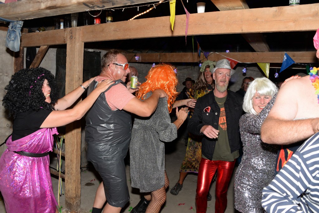 ../Images/Snikzwaag 2.1 156.jpg